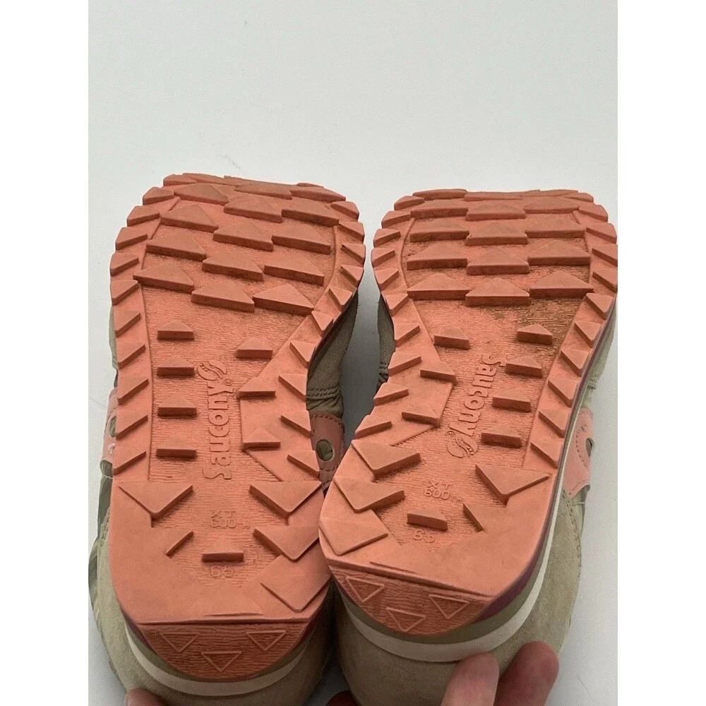 Saucony shoes have